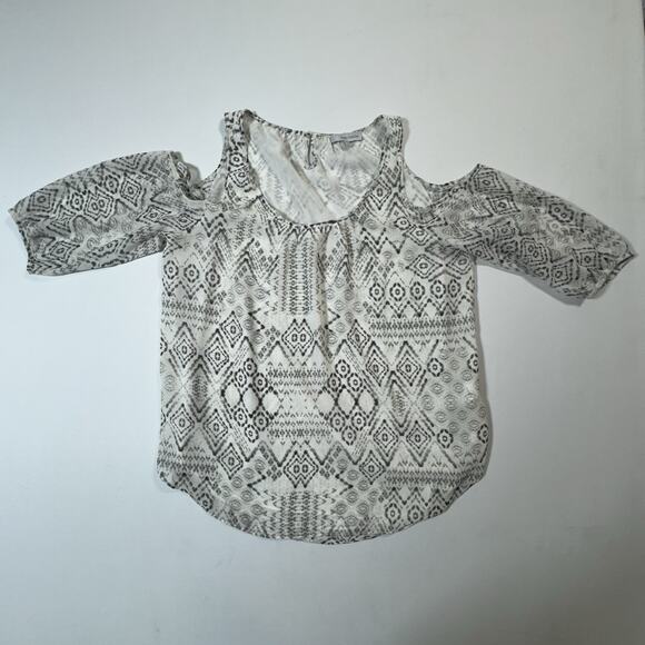 Daisy Fuentes Women’s Cold Shoulder Blouse M Boho Aztec Print Sheer Top - Picture 1 of 7